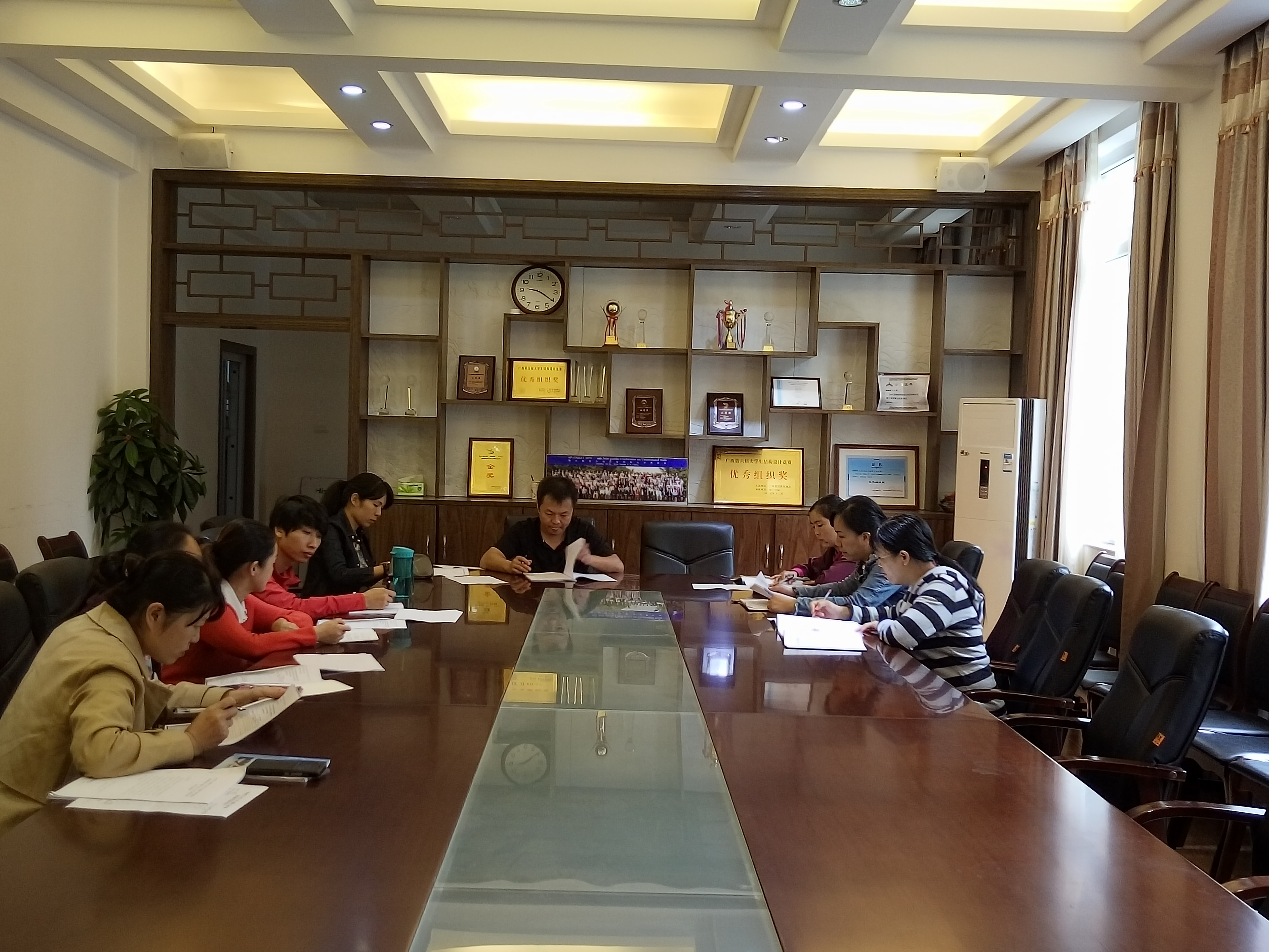 【部门研讨】学院办公室召开工程教育评估(认证)专题学习会议